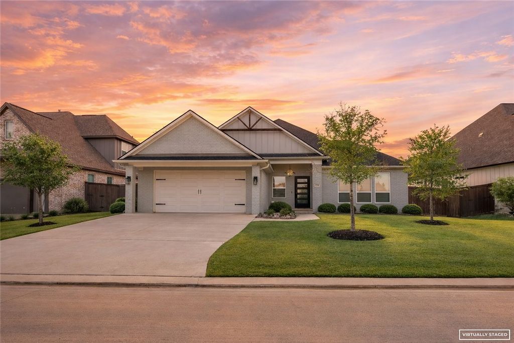 Photo of 1736 Blanco Bend Drive, College Station, TX 77845 (MLS # 26009130)