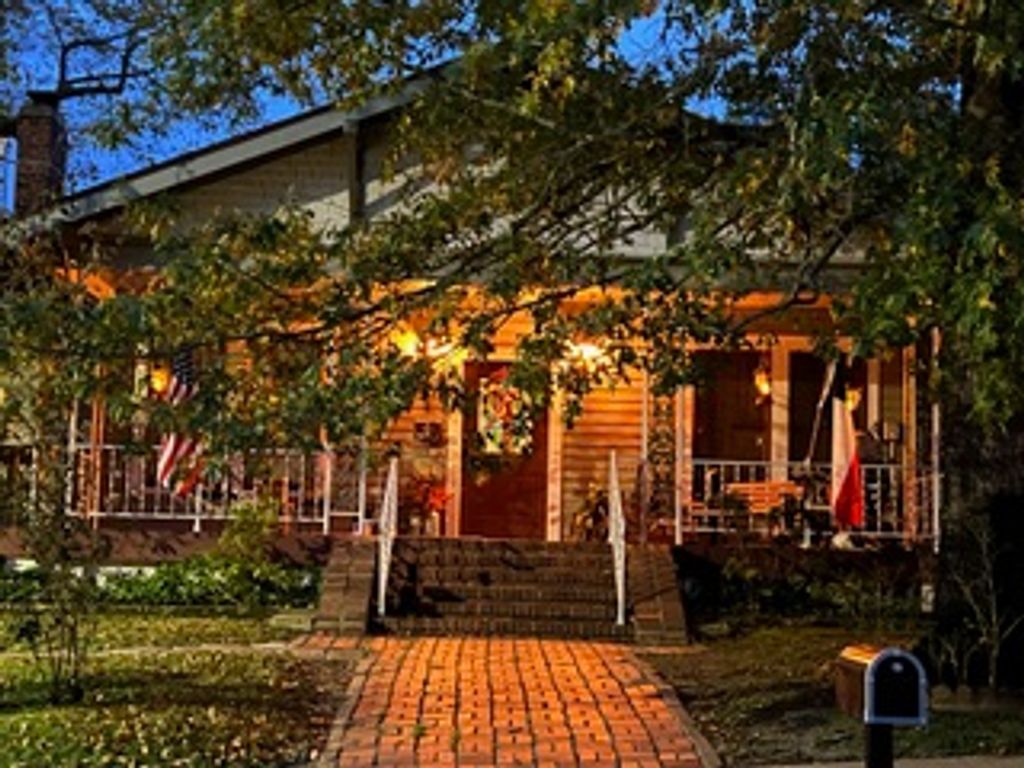 Photo of 607 W Fox Street, Caldwell, TX 77836 (MLS # 26004528)