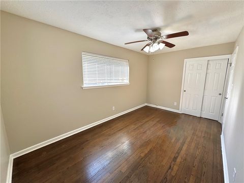Tiny photo for 404 Madeline Drive, Bryan, TX 77802 (MLS # 26001289)