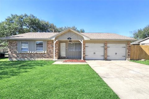Photo of 404 Madeline Drive, Bryan, TX 77802 (MLS # 26001289)