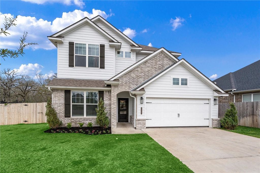 Photo of 3027 Wolfpack Loop, Bryan, TX 77808 (MLS # 26002435)