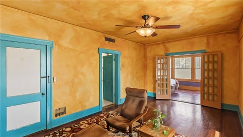 Tiny photo for 108 N Sterling Avenue, Bryan, TX 77803 (MLS # 26010952)