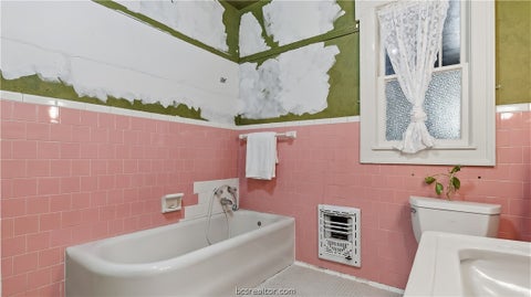 Tiny photo for 108 N Sterling Avenue, Bryan, TX 77803 (MLS # 26010952)
