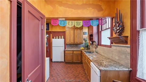 Tiny photo for 108 N Sterling Avenue, Bryan, TX 77803 (MLS # 26010952)