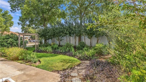 Tiny photo for 108 N Sterling Avenue, Bryan, TX 77803 (MLS # 26010952)