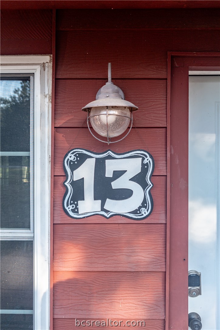 13 Nassau Lane