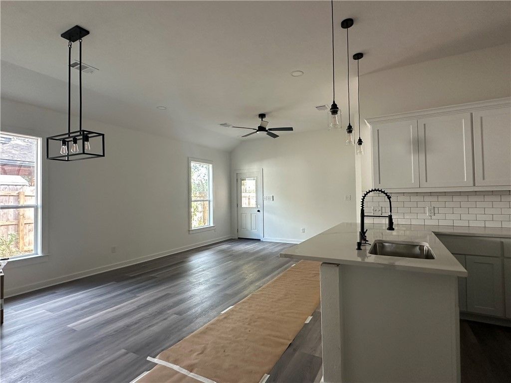 Photo of 4111 Marsh Street, Bryan, TX 77803 (MLS # 25011960)
