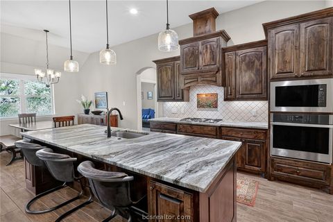 Tiny photo for 2004 Lexi Lane, Bryan, TX 77807 (MLS # 26003232)