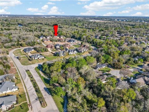 Tiny photo for 2004 Lexi Lane, Bryan, TX 77807 (MLS # 26003232)