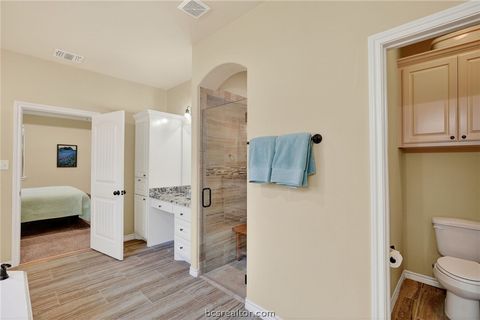 Tiny photo for 2004 Lexi Lane, Bryan, TX 77807 (MLS # 26003232)