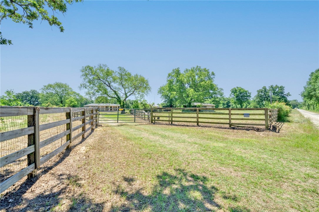 4442 Poteet Road