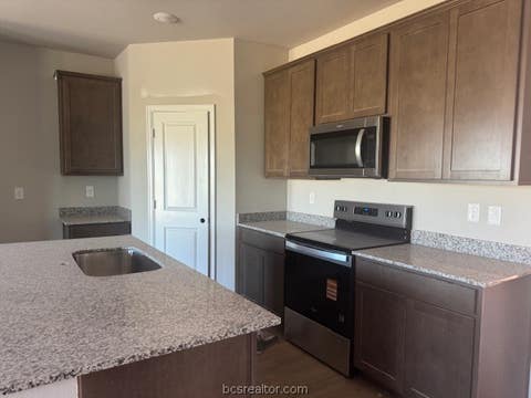 Tiny photo for 2678 Fremont Court, Bryan, TX 77807 (MLS # 26009701)