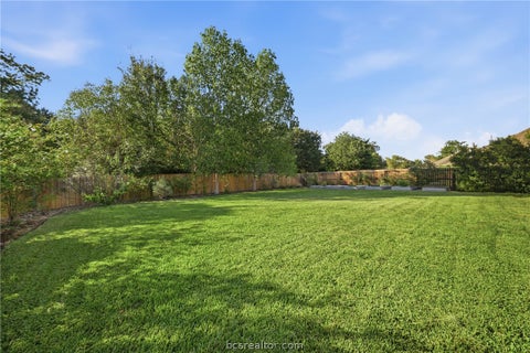 Tiny photo for 4816 Knight Drive, Bryan, TX 77802 (MLS # 26011792)