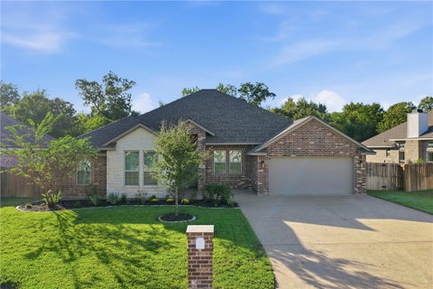 Photo of 4816 Knight Drive, Bryan, TX 77802 (MLS # 26011792)