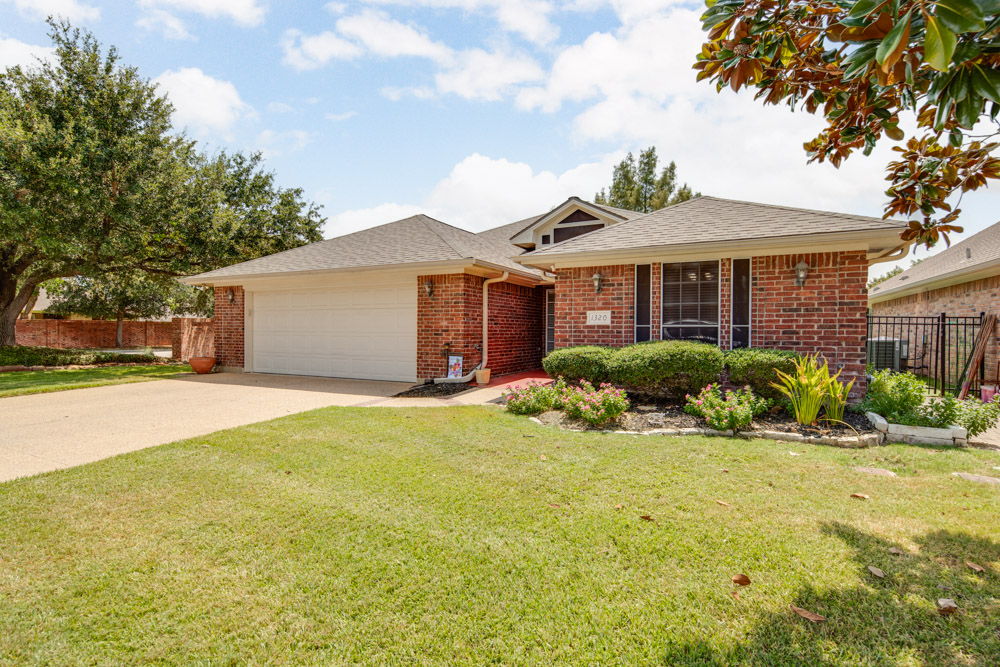 Photo of 1320 Wilshire Court, College Station, TX 77845 (MLS # 26010719)