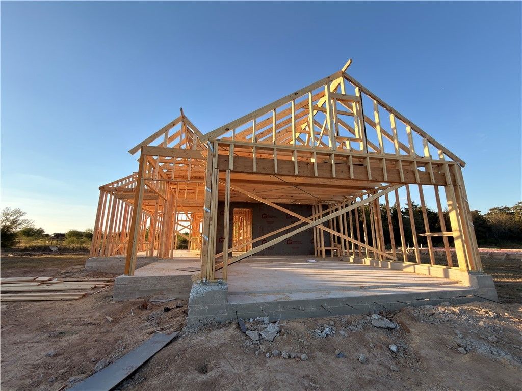 Photo of 5681 Fox Bluff Drive, Bryan, TX 77807 (MLS # 25011760)