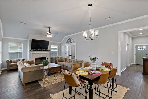 Tiny photo for 3161 Normandy Way, Bryan, TX 77808 (MLS # 26000252)