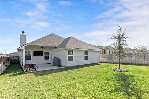 Tiny photo for 3161 Normandy Way, Bryan, TX 77808 (MLS # 26000252)