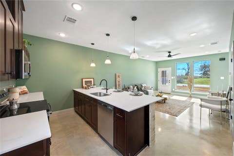 Tiny photo for 100 33rd St W, Bryan, TX 77803 (MLS # 26008717)