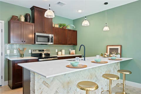 Tiny photo for 100 33rd St W, Bryan, TX 77803 (MLS # 26008717)