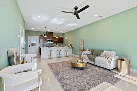 Tiny photo for 100 33rd St W, Bryan, TX 77803 (MLS # 26008717)