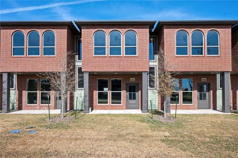 Tiny photo for 100 33rd St W, Bryan, TX 77803 (MLS # 26008717)