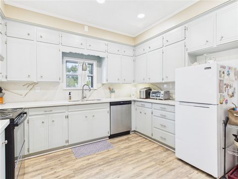 Tiny photo for 1501 S Austin St, Brenham, TX 77833 (MLS # 25011442)