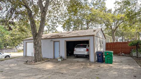 Tiny photo for 1501 S Austin St, Brenham, TX 77833 (MLS # 25011442)