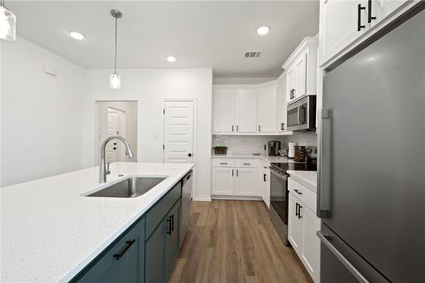 Tiny photo for 1905 Stubbs Drive, Bryan, TX 77807 (MLS # 26000261)