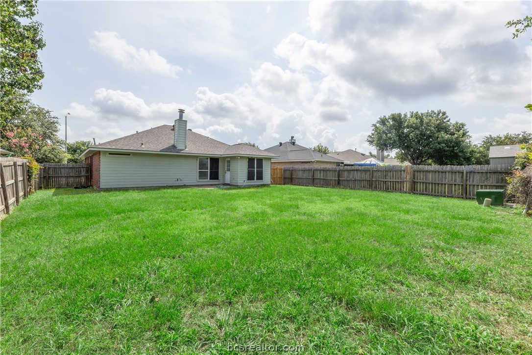 College Station, Texas 77845, United States, 3 Bedrooms Bedrooms, ,2 BathroomsBathrooms,Residential,Pending,55223