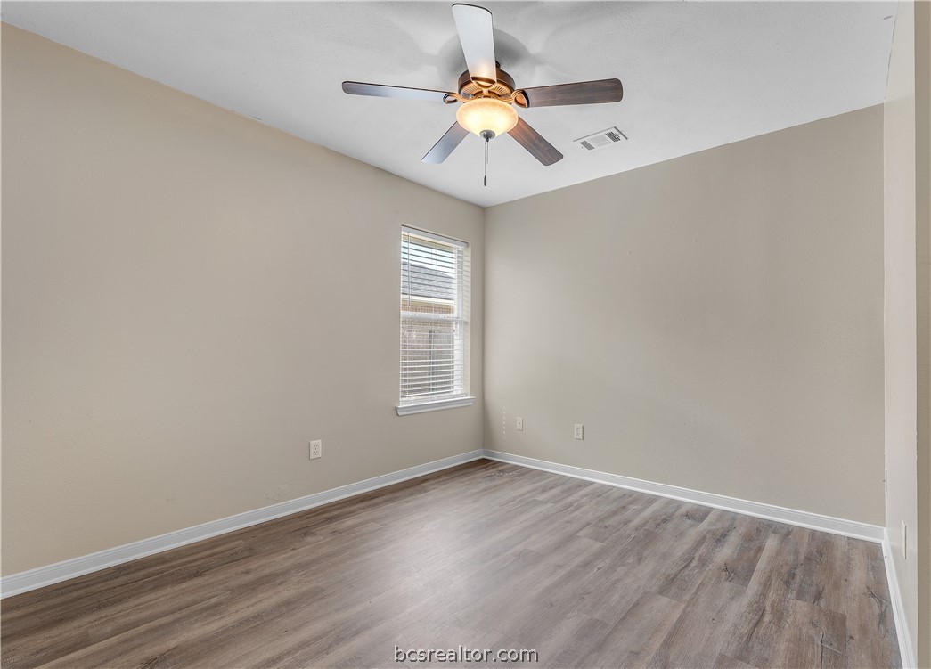 College Station, Texas 77845, United States, 3 Bedrooms Bedrooms, ,2 BathroomsBathrooms,Residential,Pending,55223