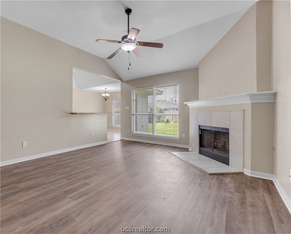 College Station, Texas 77845, United States, 3 Bedrooms Bedrooms, ,2 BathroomsBathrooms,Residential,Pending,55223