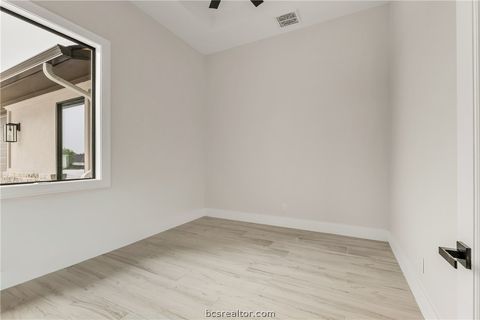 Tiny photo for 2044 Pebble Bend Drive, College Station, TX 77845 (MLS # 26005065)