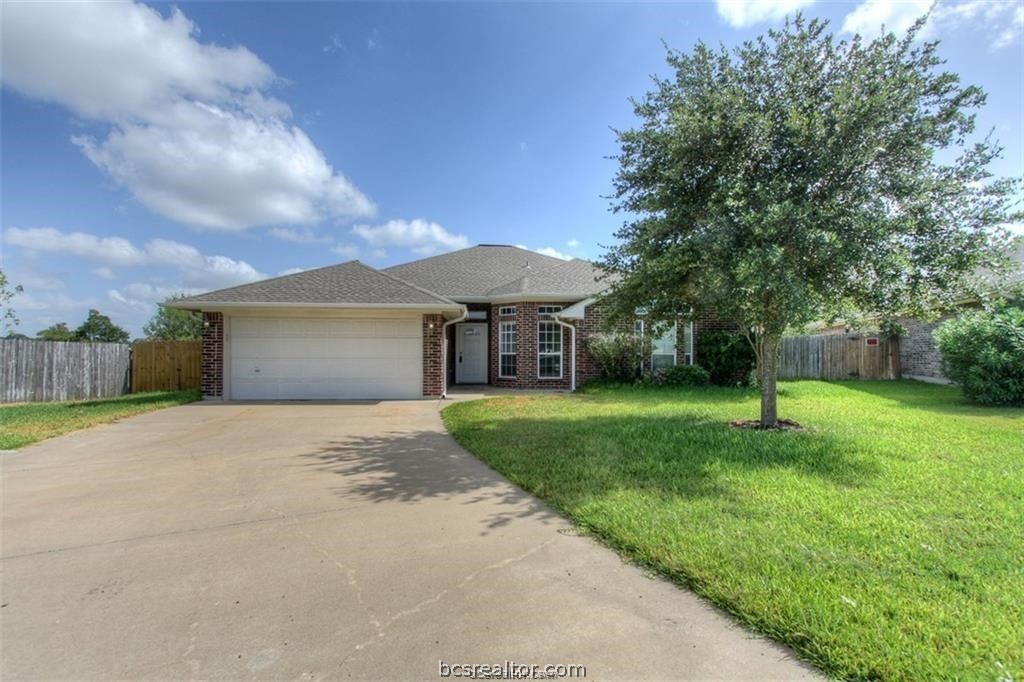 College Station, Texas 77845, United States, 4 Bedrooms Bedrooms, ,2 BathroomsBathrooms,Residential,Pending,58095