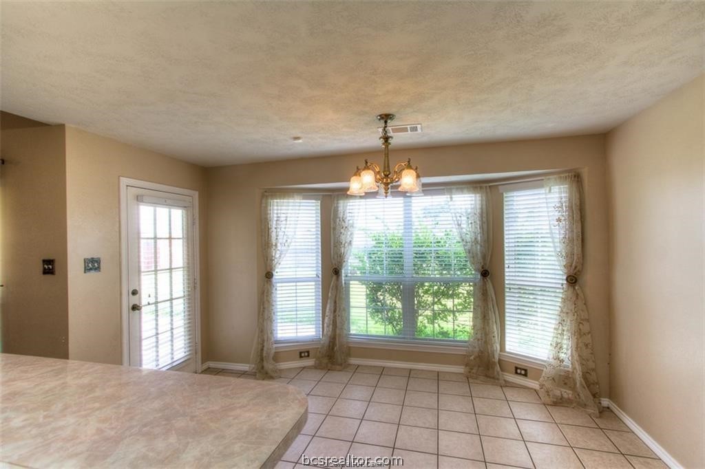 College Station, Texas 77845, United States, 4 Bedrooms Bedrooms, ,2 BathroomsBathrooms,Residential,Pending,58095