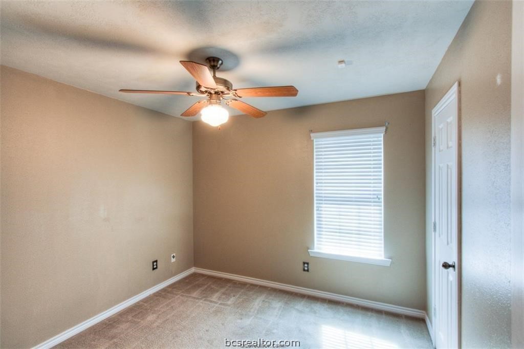 College Station, Texas 77845, United States, 4 Bedrooms Bedrooms, ,2 BathroomsBathrooms,Residential,Pending,58095