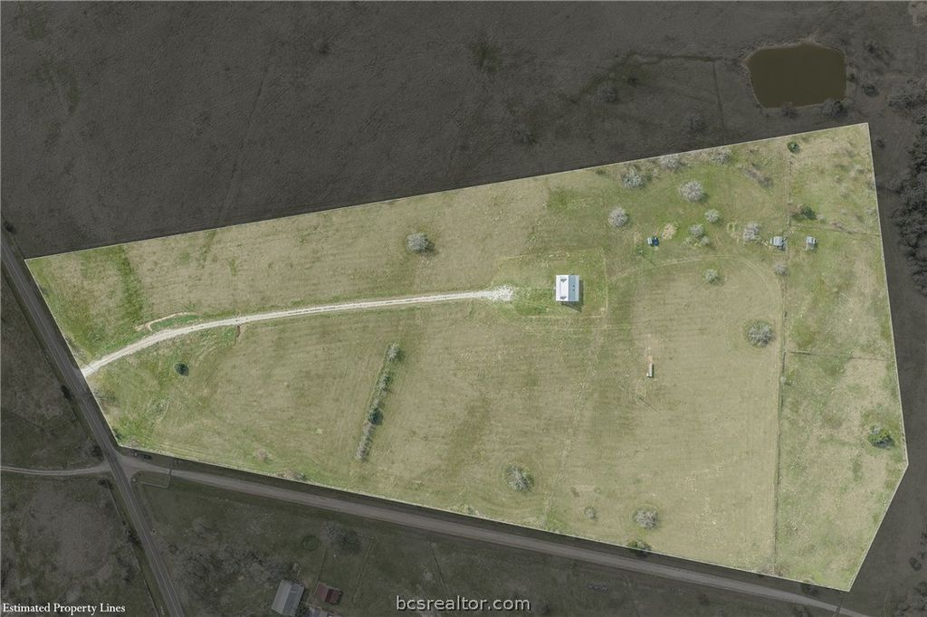 Photo of 8501 Grassbur Road Rd, Bryan, TX 77808 (MLS # 26005440)