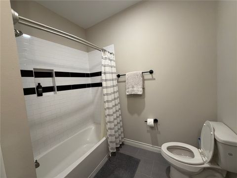 Tiny photo for 301 W 31st Street #202, Bryan, TX 77803 (MLS # 26003971)