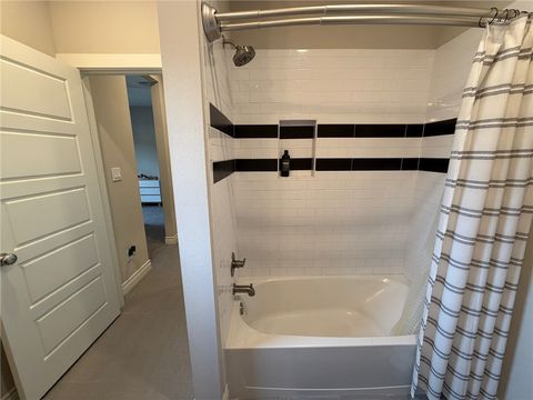 Tiny photo for 301 W 31st Street #202, Bryan, TX 77803 (MLS # 26003971)