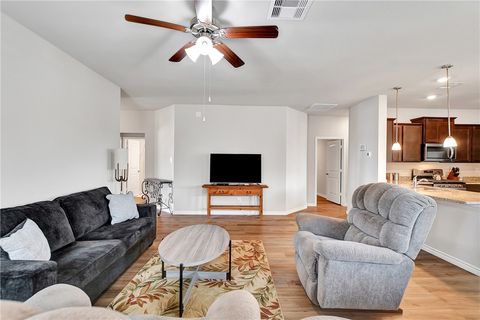 Tiny photo for 909 Davy Street, Brenham, TX 77833 (MLS # 26002707)