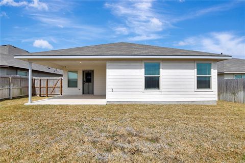 Tiny photo for 909 Davy Street, Brenham, TX 77833 (MLS # 26002707)