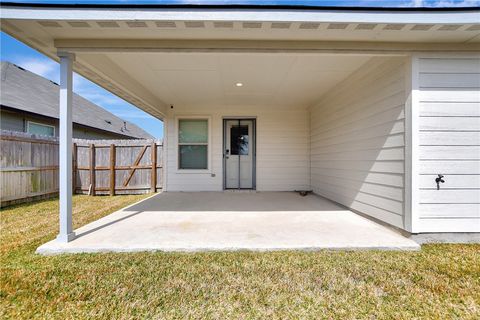 Tiny photo for 909 Davy Street, Brenham, TX 77833 (MLS # 26002707)