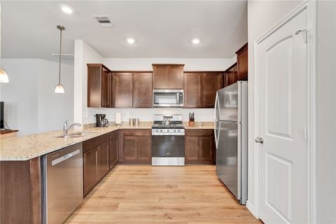 Tiny photo for 909 Davy Street, Brenham, TX 77833 (MLS # 26002707)