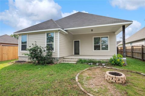 Tiny photo for 4102 Whispering Creek Drive, College Station, TX 77845 (MLS # 26006298)