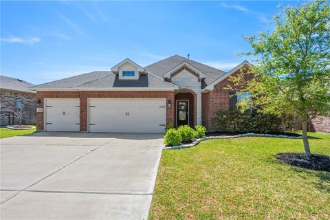 Photo of 7417 Saint Andrews Drive, Navasota, TX 77868 (MLS # 26003421)