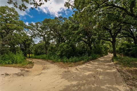 145 Private Road 6070 Road Cameron TX 76520