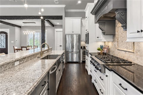 Tiny photo for 3232 Walnut Creek Court, Bryan, TX 77807 (MLS # 26012850)