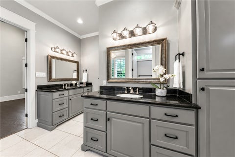 Tiny photo for 3232 Walnut Creek Court, Bryan, TX 77807 (MLS # 26012850)