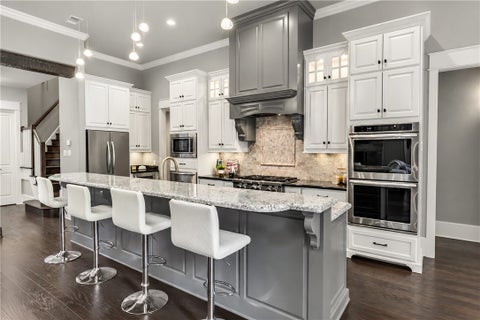 Tiny photo for 3232 Walnut Creek Court, Bryan, TX 77807 (MLS # 26012850)