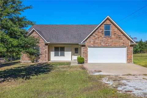 Tiny photo for 525 Oak Tree Lane, Franklin, TX 77856 (MLS # 26001809)